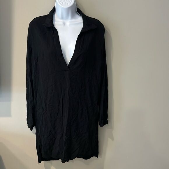 Justfab Women's Black Deep V-Neck Long Sleeves Crinkle Dress Size Medium - Picture 1 of 9